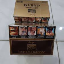 Surya 16 coklat 1 slop